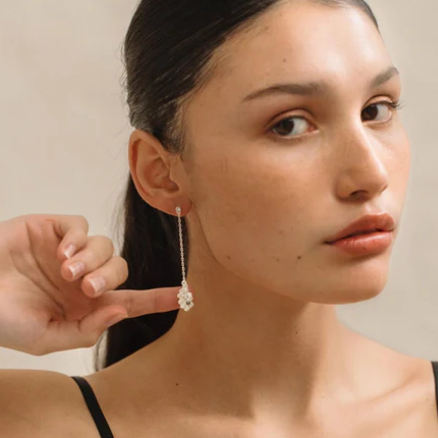 Image to direct customers to the outlet store showcasing jewellery items on sale