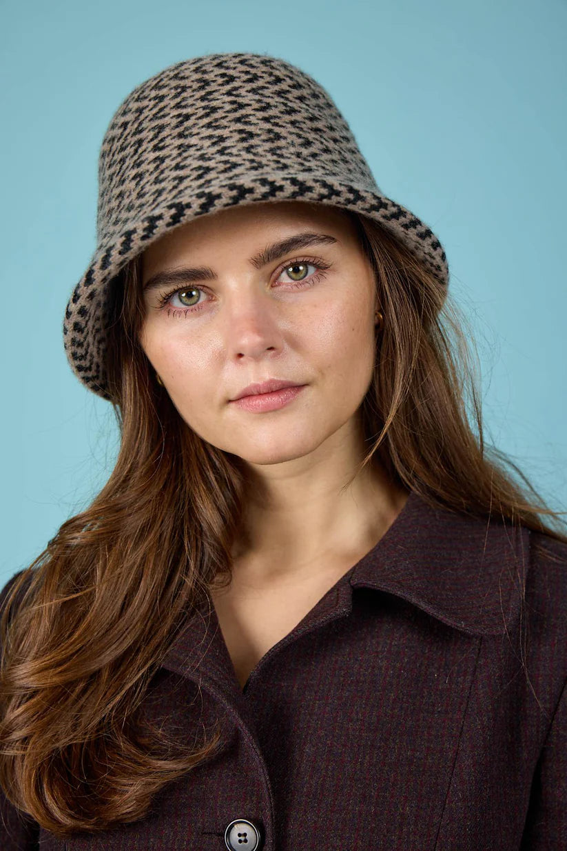 Cool Hat, Sand/ Black Bella Ballou NZ