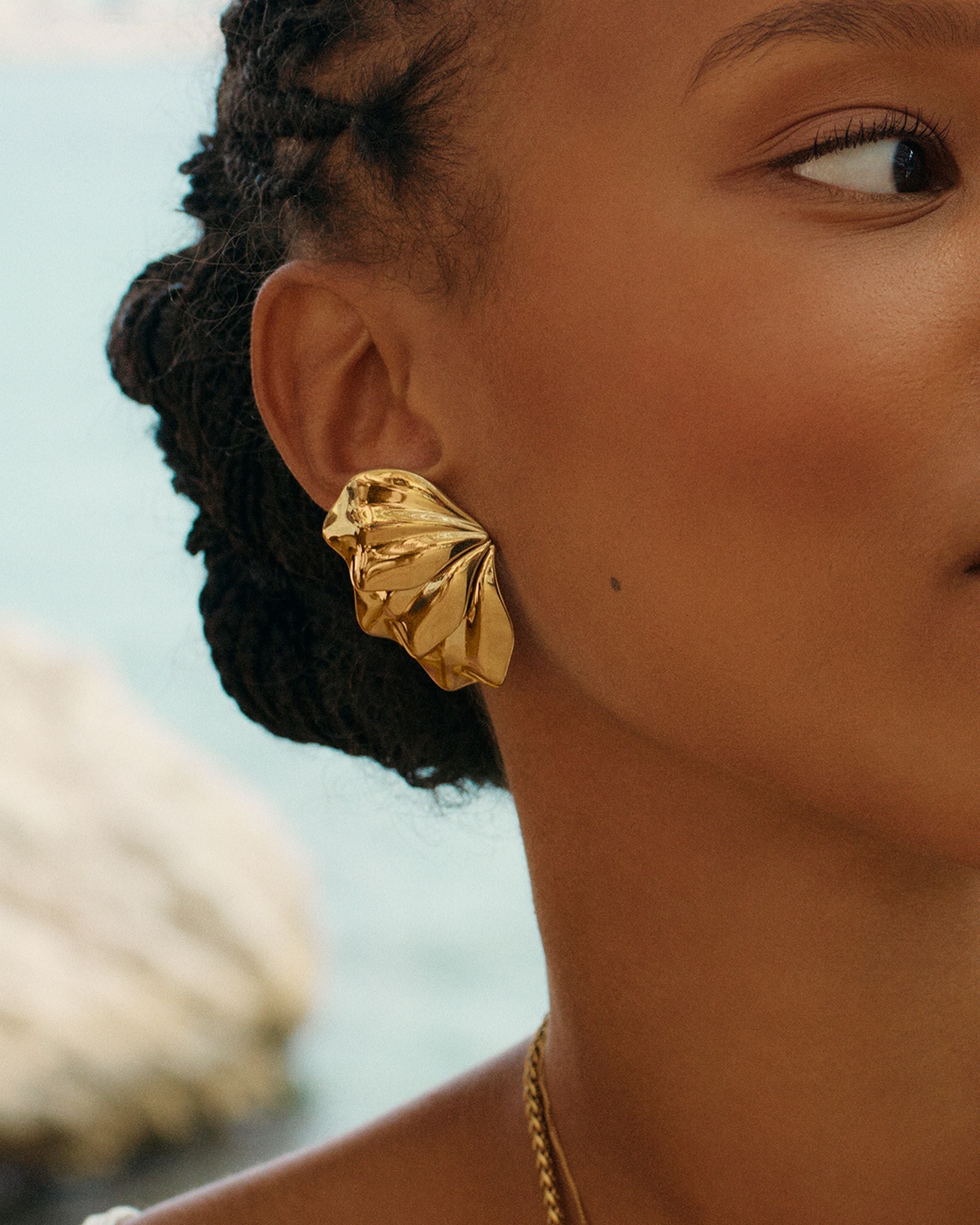 Petal Studs L Gold EdbladNZ