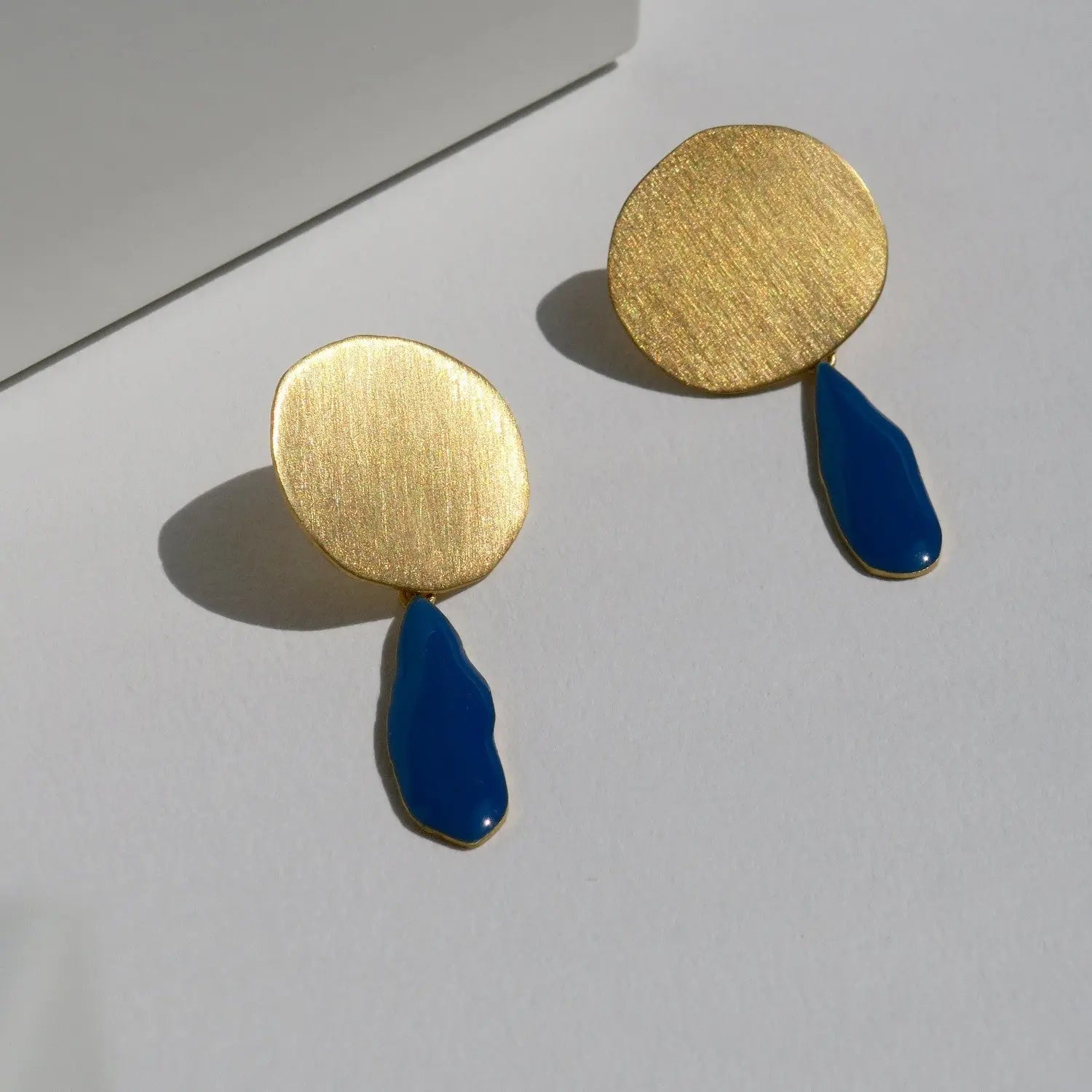 Miro Dangling Gold Earrings Blue Drop - Dyrberg/Kern NZ