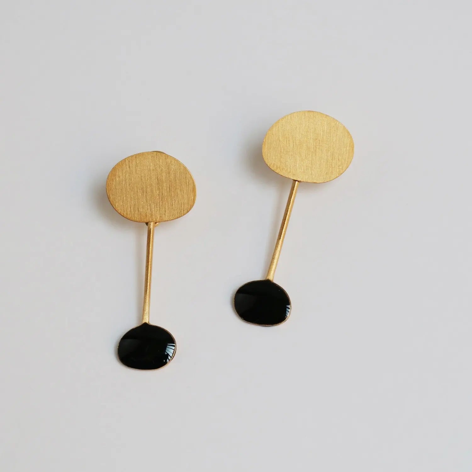 Miro Gold Earrings Black Drop - Dyrberg/Kern NZ
