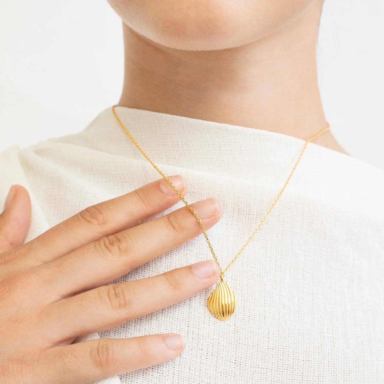 Onaria Small Golden Necklace - Dyrberg/Kern NZ