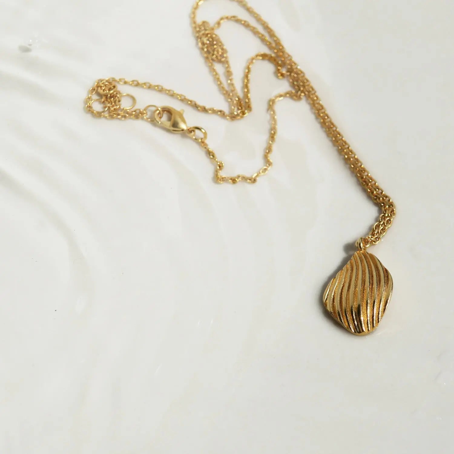 Onaria Small Golden Necklace - Dyrberg/Kern NZ