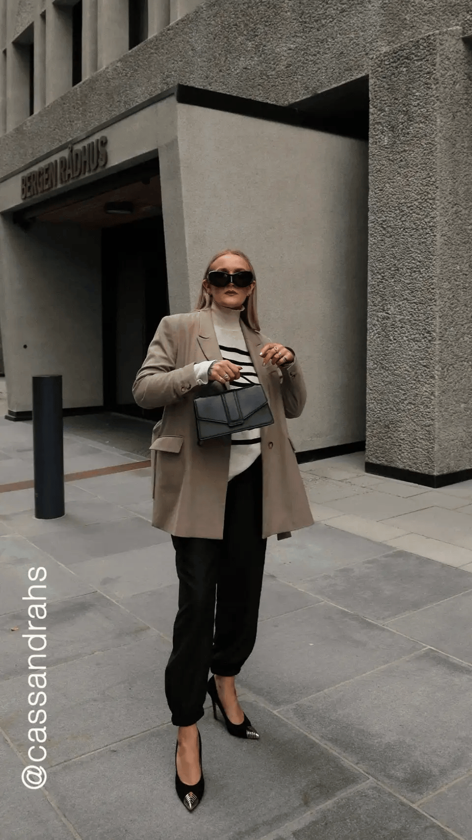 Zoe Crossbody, Antique, Chestnut - Dyrberg/Kern NZ