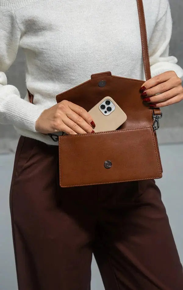 Zoe Crossbody, Antique, Chestnut - Dyrberg/Kern NZ