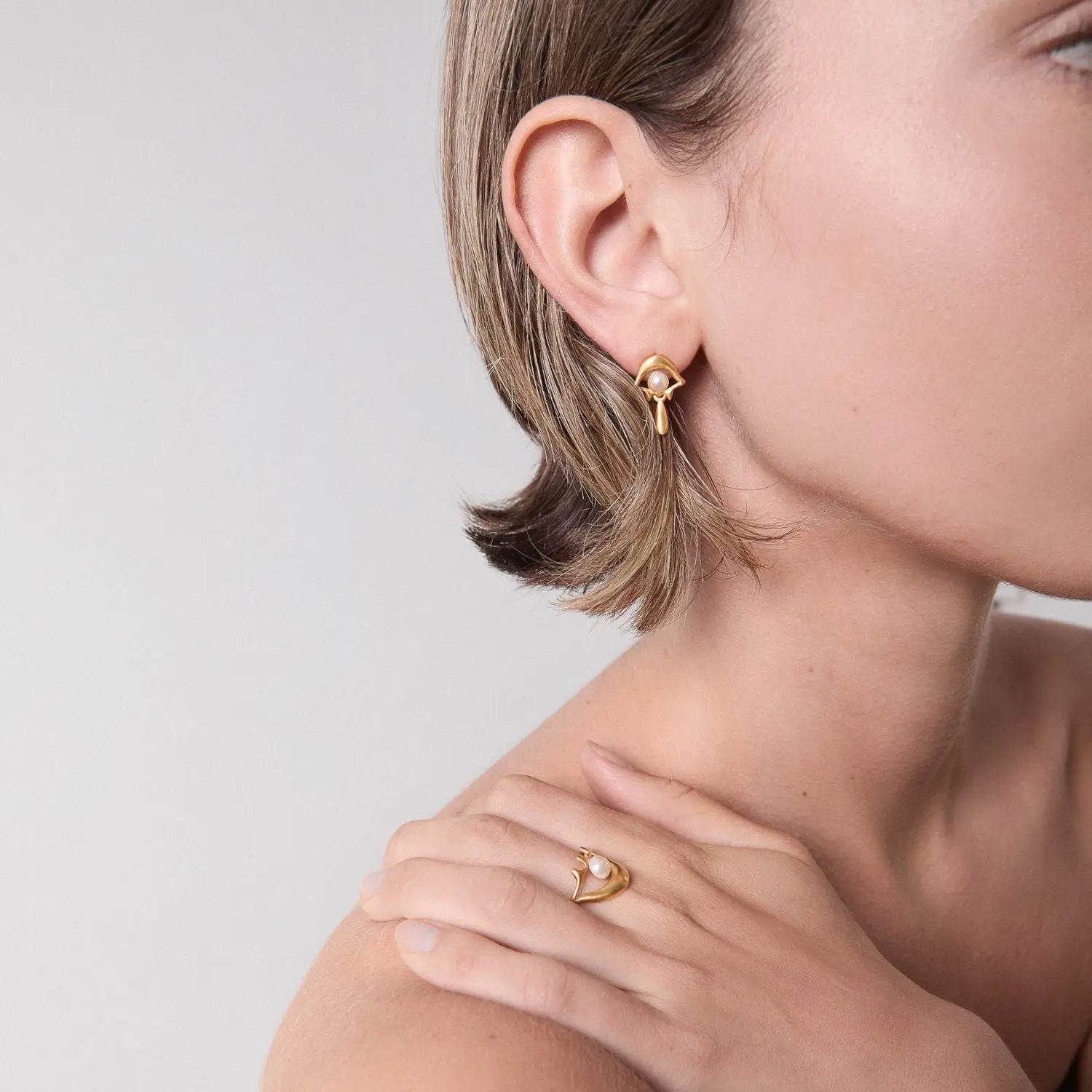 Dali Gold Earrings - Project to Remember Dyrberg/Kern NZ