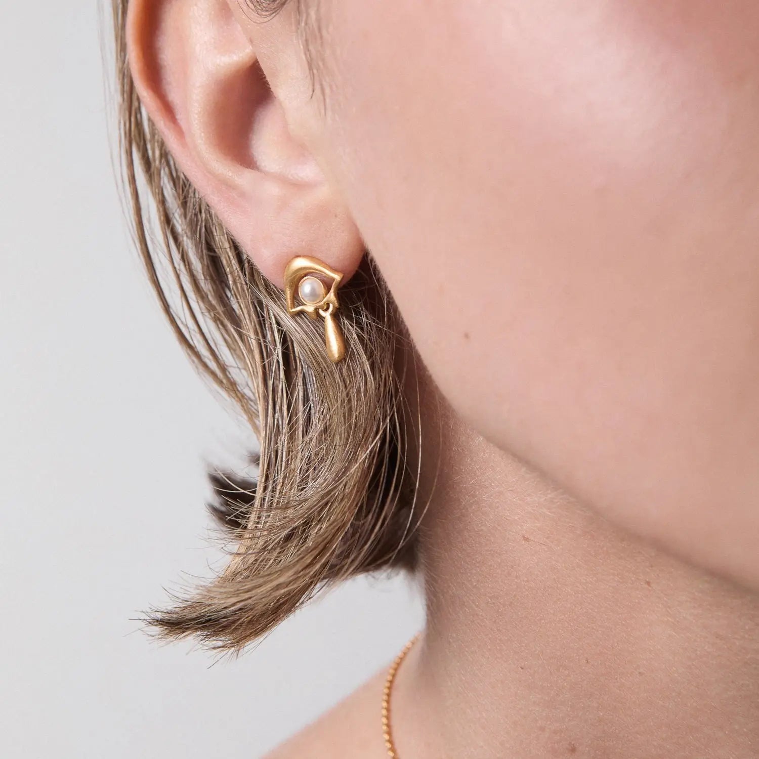 Dali Gold Earrings - Project to Remember Dyrberg/Kern NZ