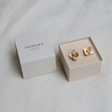 Pampalonia Gold Stud Earrings