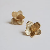 Pampalonia Gold Stud Earrings